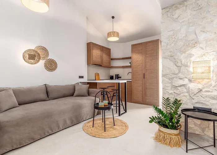 Almyra Luxury Studio Apartment