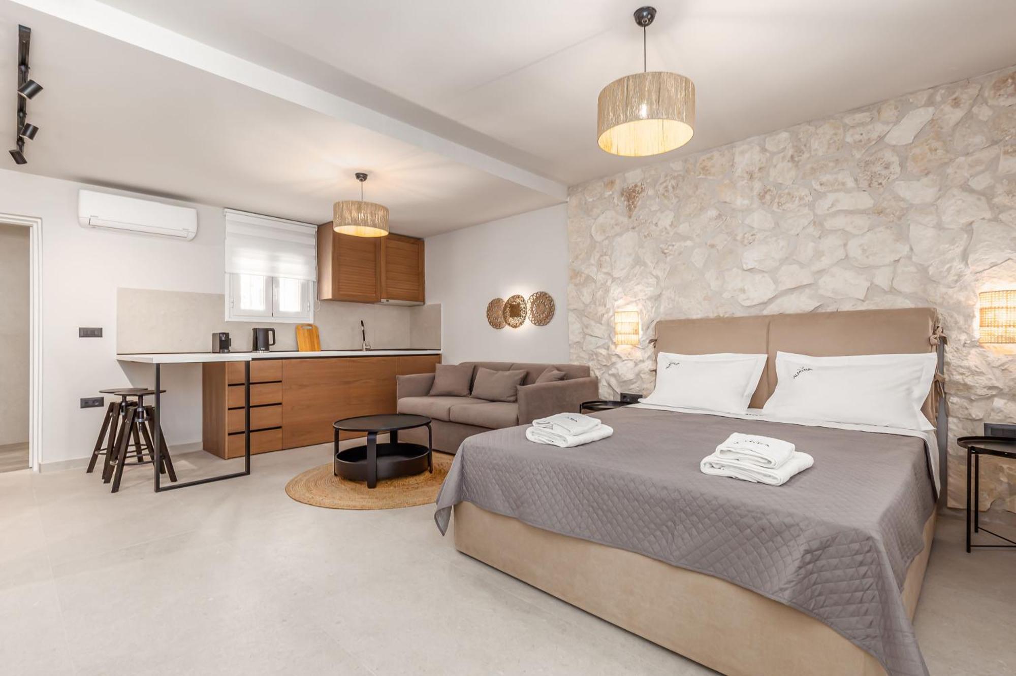 Almyra Luxury * Kanálion